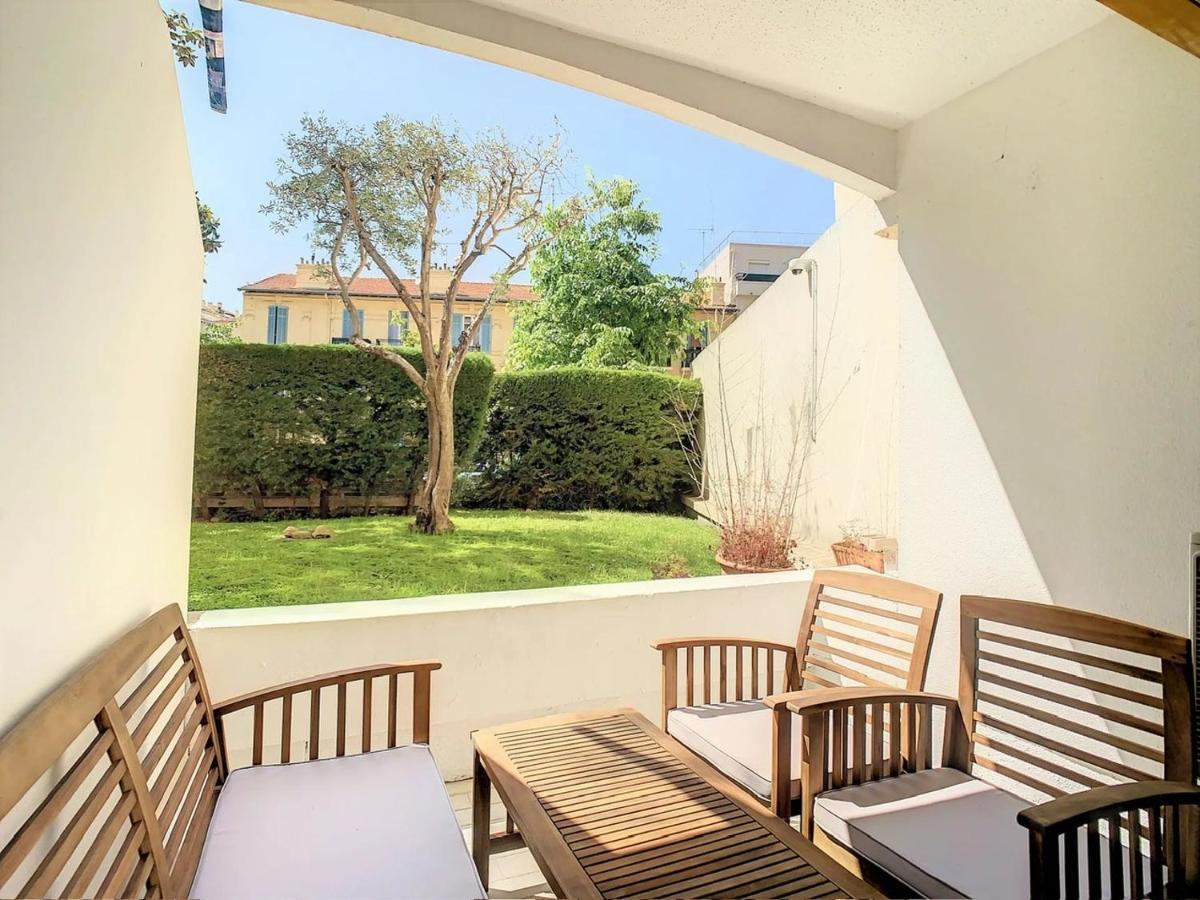Superbe Studio Terrasse Centre Ville Et Plages A Pieds Cannes Exterior photo